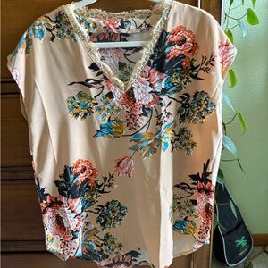 NWOT SHEIN Floral Lace Trim V-Neck Blouse